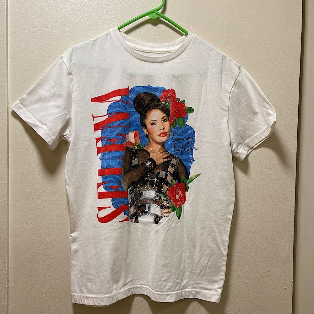 🌹🥀Official Selena Merchandise 🥀🌹